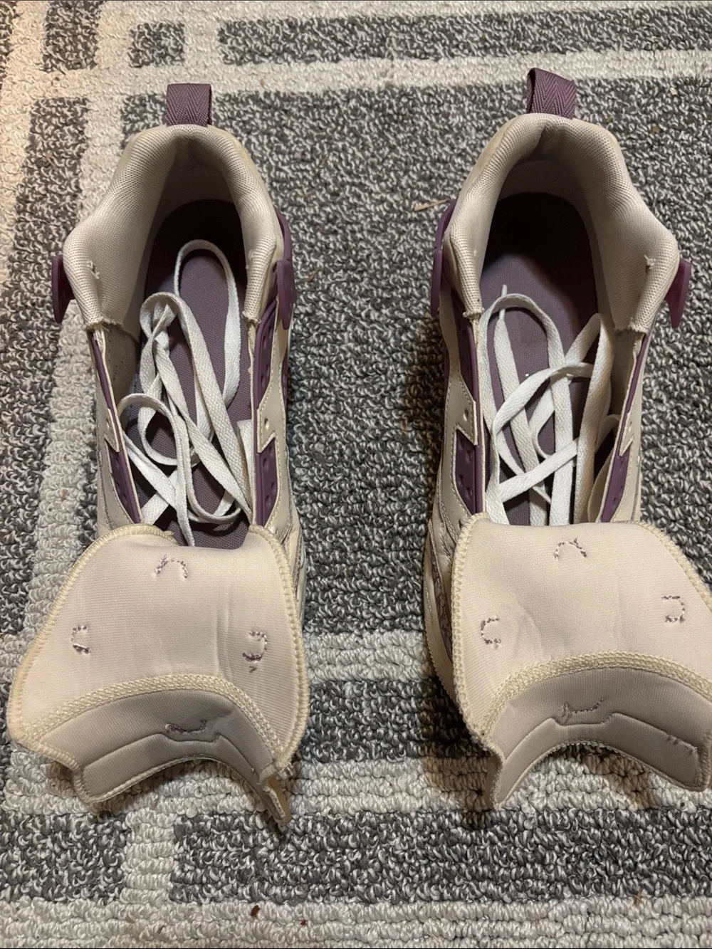 Jordan Kids Cream and Purple High-Top Sneakers